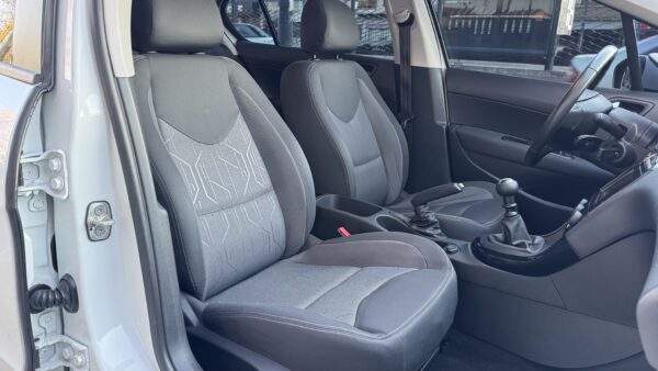 408 Allure Hdi 1.6 - Image 13